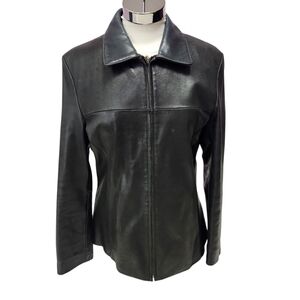 Elegant Black Leather Jacket